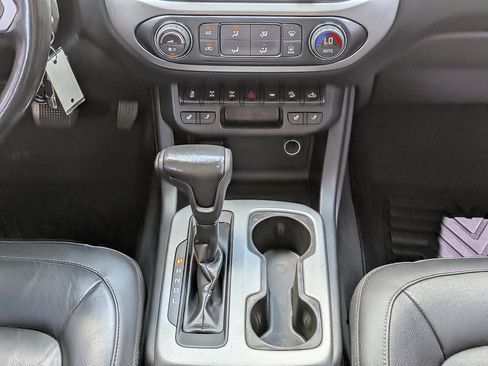 Certified 2019 Chevrolet Colorado ZR2 AWD/4WD image 17