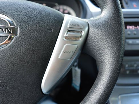Used 2013 Nissan Sentra SR FWD image 24