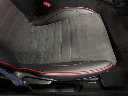 Used 2017 FIAT 124 Spider Abarth image 53