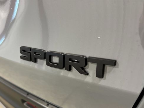 New 2025 Honda HR-V Sport image 6