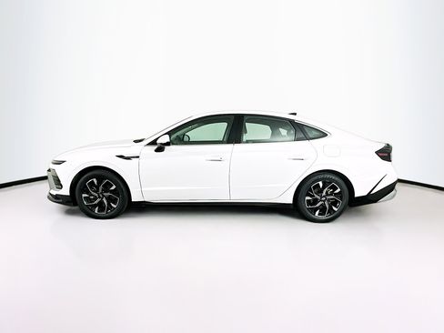 Used 2024 Hyundai Sonata SEL FWD image 4