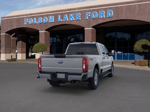 New 2025 Ford F250 XLT w/ FX4 Off-Road Package image 8