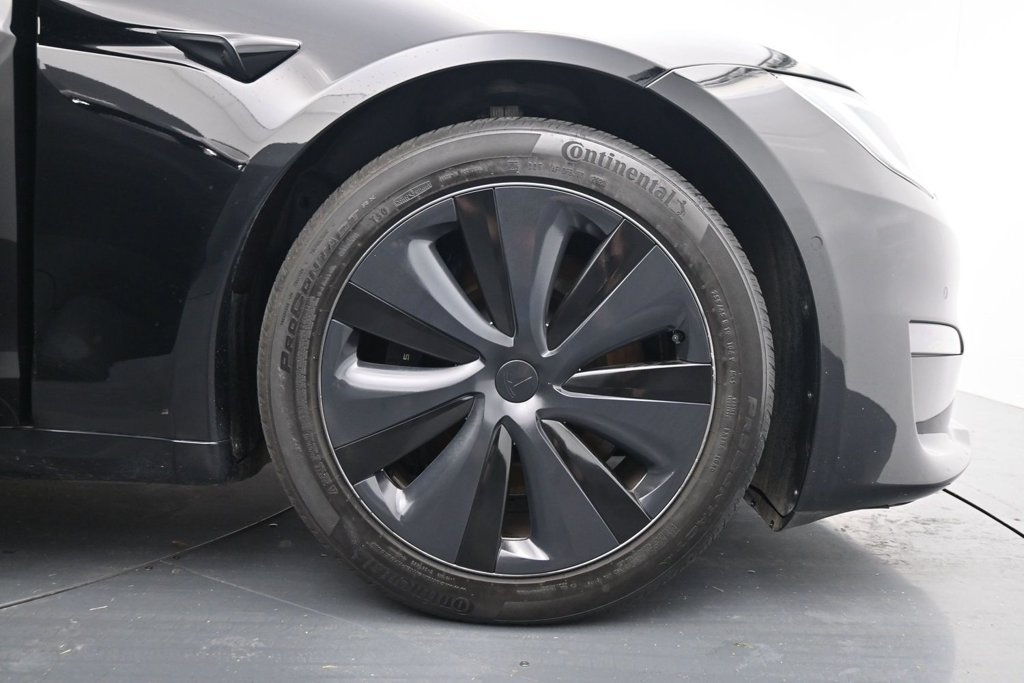 Used 2022 Tesla Model S AWD/4WD image 13