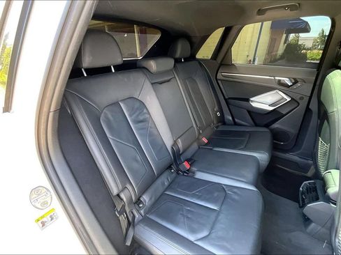 Used 2021 Audi Q3 2.0T Premium w/ Convenience Package AWD/4WD image 20