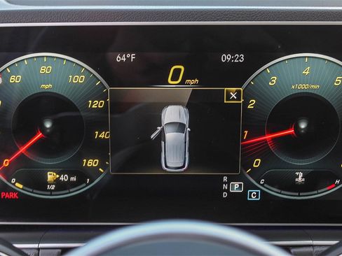 Used 2021 Mercedes-Benz GLE 350 w/ Premium Package image 23