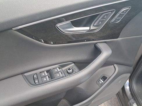Used 2022 Audi Q7 2.0T Premium image 12