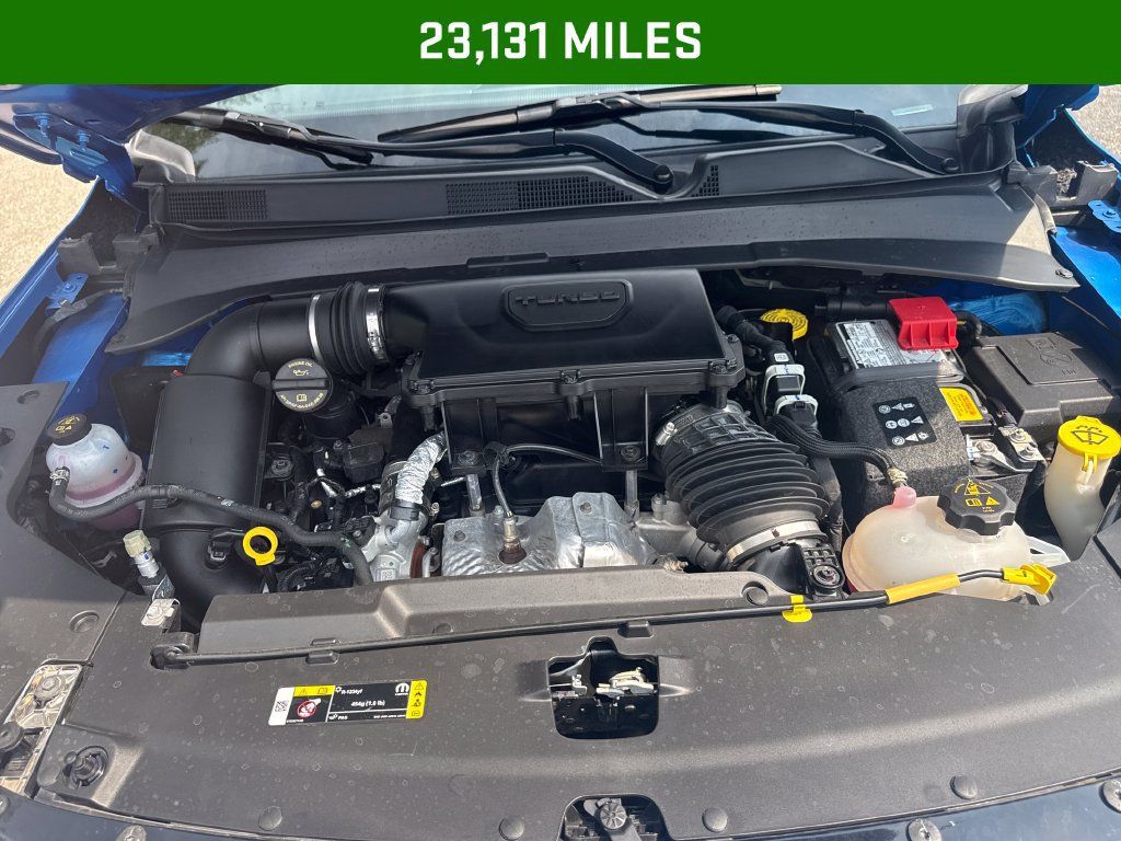 Used 2025 Jeep Compass Limited AWD/4WD image 4