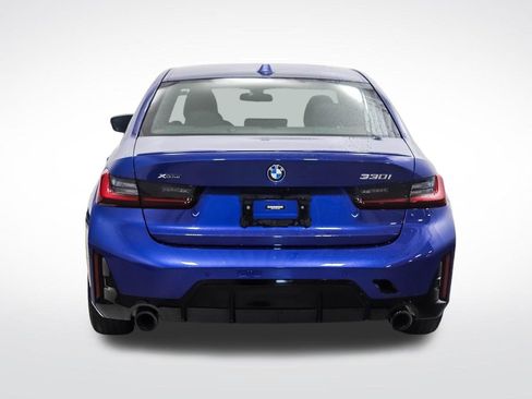 Used 2023 BMW 330i xDrive Sedan w/ M Sport Package AWD/4WD image 4