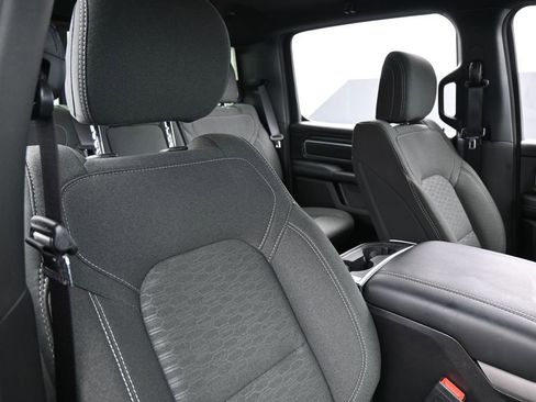 Used 2025 RAM 1500 Big Horn AWD/4WD image 38