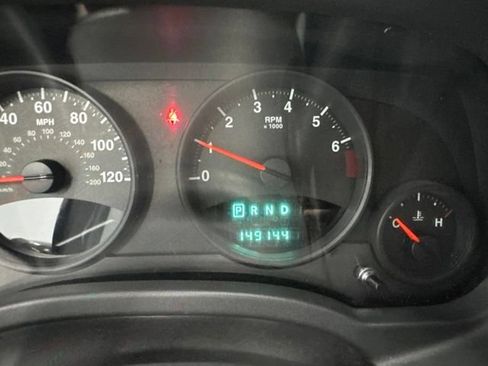 Used 2011 Jeep Compass Latitude AWD/4WD image 26