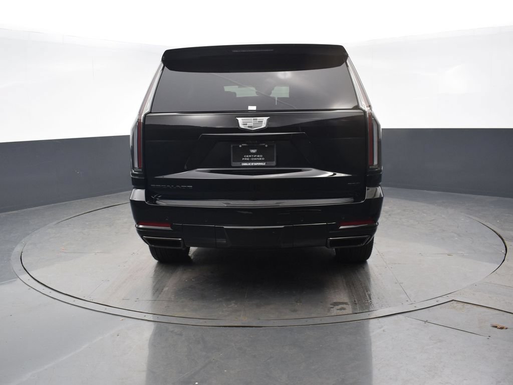 Certified 2026 Cadillac Escalade Platinum Sport w/ LPO, ONYX Package AWD/4WD image 5