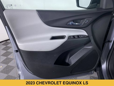 Certified 2023 Chevrolet Equinox LS w/ Driver Confidence II Package FWD image 11