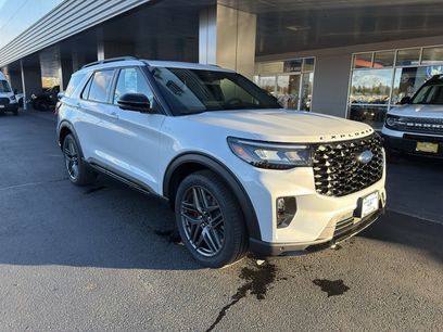 New 2026 Ford Explorer ST-Line w/ ST-Line Street Pack