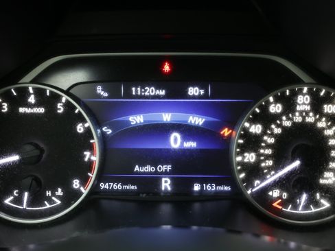 Used 2018 Nissan Murano SV FWD image 23