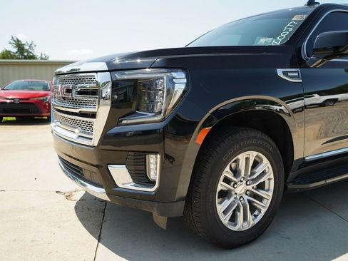 Used 2024 GMC Yukon XL SLT w/ SLT Luxury Package AWD/4WD image 18
