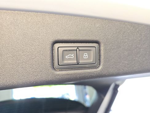 Certified 2025 Audi Q5 Premium w/ Premium Plus AWD/4WD image 13