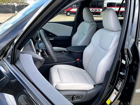 Used 2026 Lexus TX 350 AWD w/ Technology Package image 9