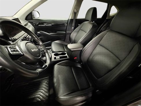 Used 2023 Kia Seltos SX image 15