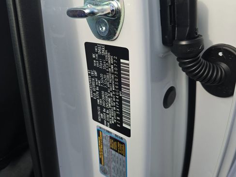 New 2025 Kia Telluride S image 39