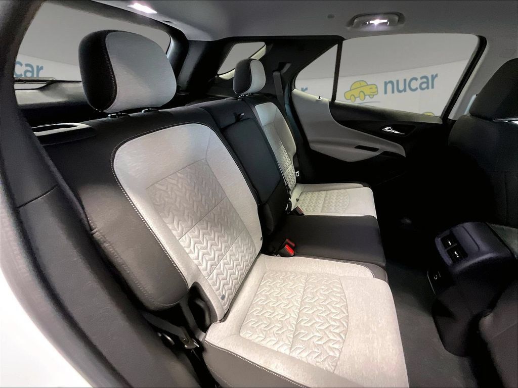 Used 2024 Chevrolet Equinox LT AWD/4WD image 16