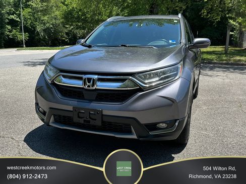 Used 2018 Honda CR-V Touring image 3