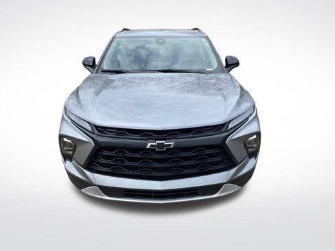 Used 2025 Chevrolet Blazer LT w/ Convenience Package image 2