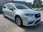 Used 2023 Chrysler Pacifica Limited FWD image 2