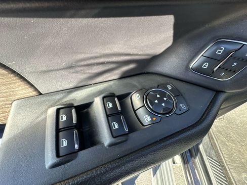 Used 2019 Ford Expedition Limited w/ Equipment Group 301A image 13