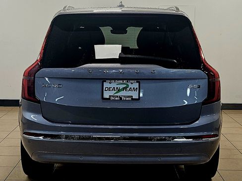 New 2026 Volvo XC90 B5 Plus w/ Protection Package AWD/4WD image 9