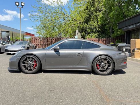 Used 2014 Porsche 911 GT3 RWD image 8