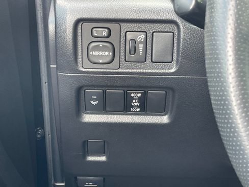 Used 2019 Toyota 4Runner SR5 Premium AWD/4WD image 30