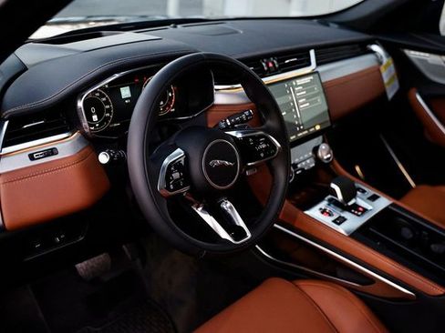 New 2026 Jaguar F-PACE R-Dynamic S image 26