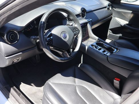 Used 2025 Karma Revero Luxury RWD image 15