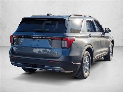 New 2026 Ford Explorer Active w/ Active Comfort Package RWD image 2