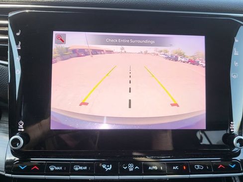 Used 2024 Jeep Wagoneer Series II w/ Flexible Seating Group AWD/4WD image 38