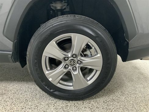 Used 2023 Toyota RAV4 LE AWD/4WD image 11