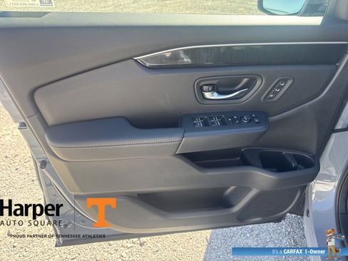 Used 2025 Honda Pilot Elite image 19