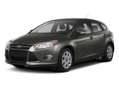 Used 2013 Ford Focus SE w/ SE Winter Pkg FWD image 4