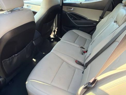 Used 2017 Hyundai Santa Fe Sport 2.0T AWD/4WD image 19
