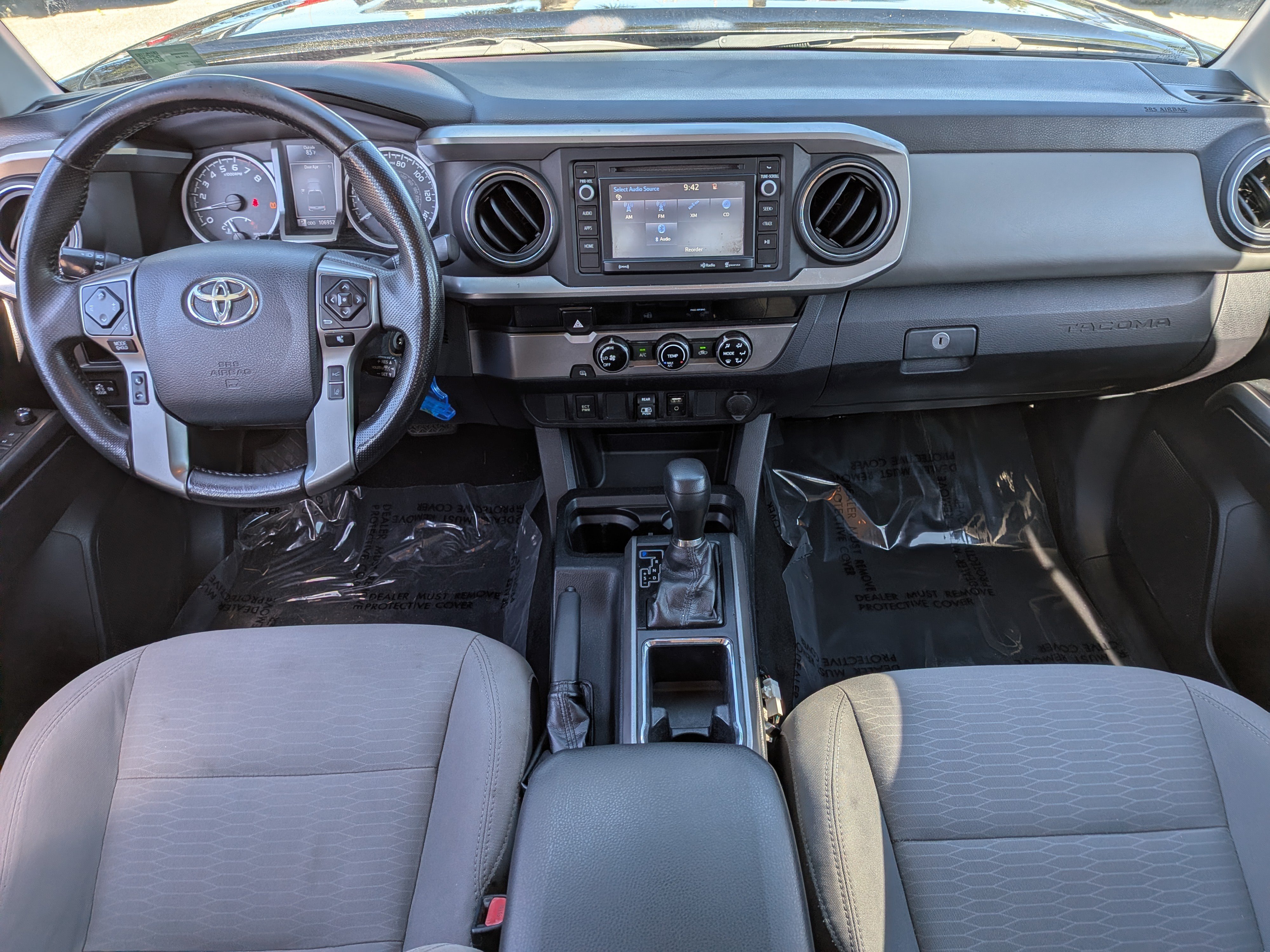 Used 2018 Toyota Tacoma SR5 RWD image 16