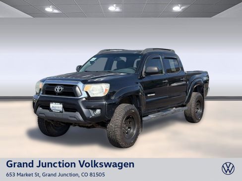 Used 2013 Toyota Tacoma 4x4 Double Cab w/ TRD Off-Road Pkg image 1