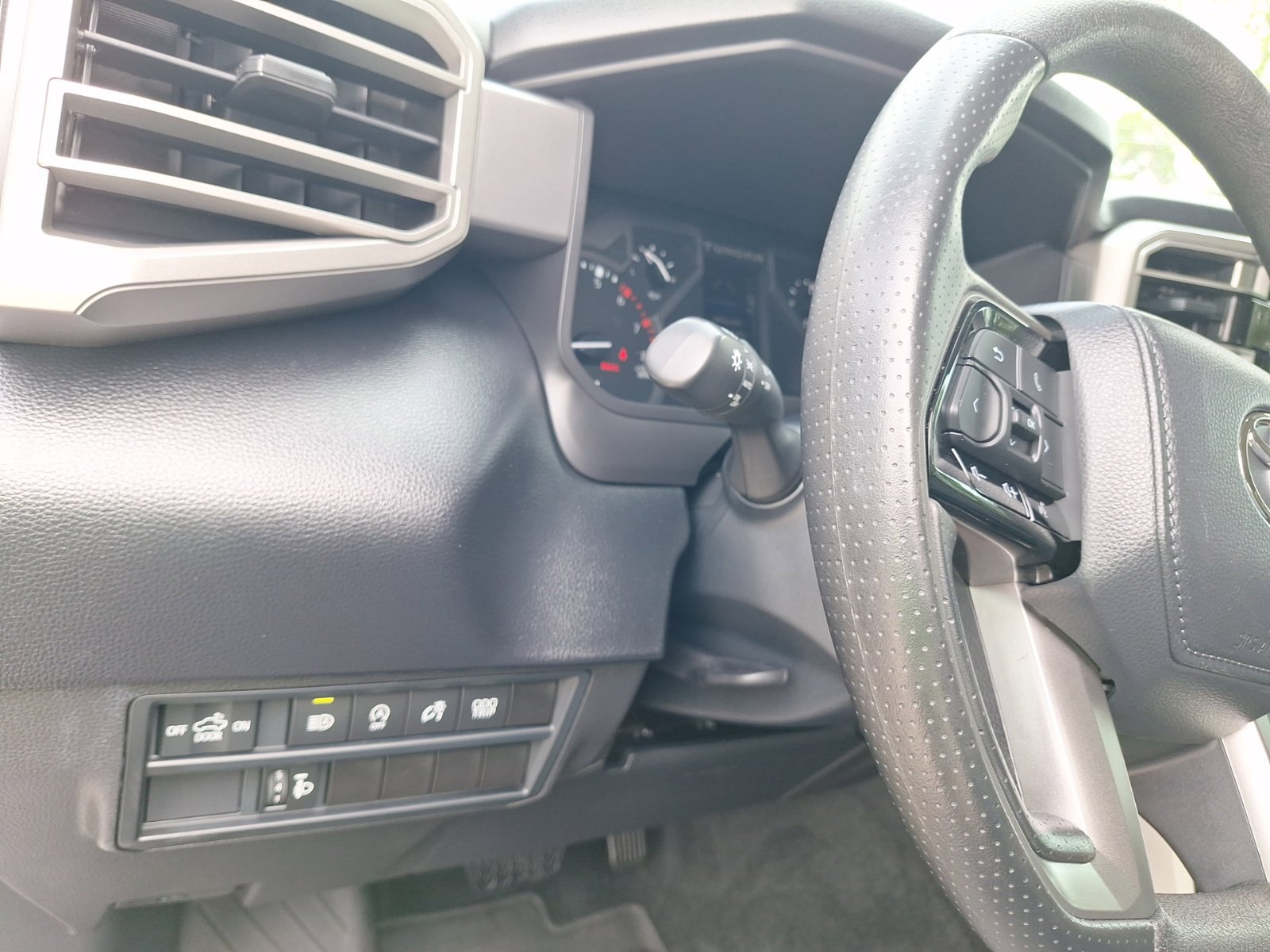 Used 2022 Toyota Tundra SR5 RWD image 19