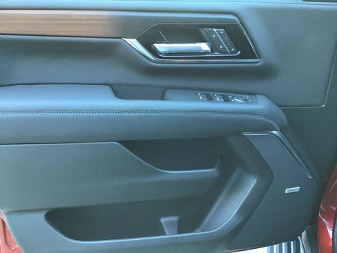 New 2026 GMC Yukon Denali image 16