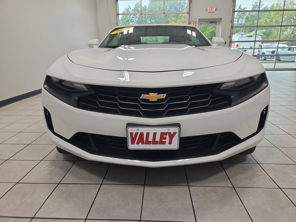 Used 2019 Chevrolet Camaro LT w/ Technology Package RWD image 7