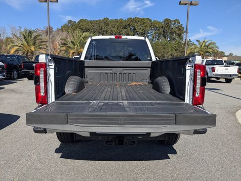 New 2026 Ford F350 Lariat w/ Lariat Ultimate Package image 14