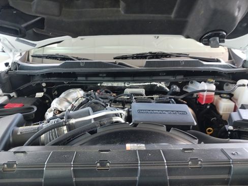 Used 2024 Chevrolet Silverado 2500 LT image 34