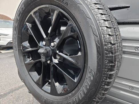 Used 2021 Jeep Wrangler Unlimited Sahara w/ Cold Weather Group image 9