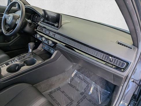 Used 2025 Honda Civic Sport image 21