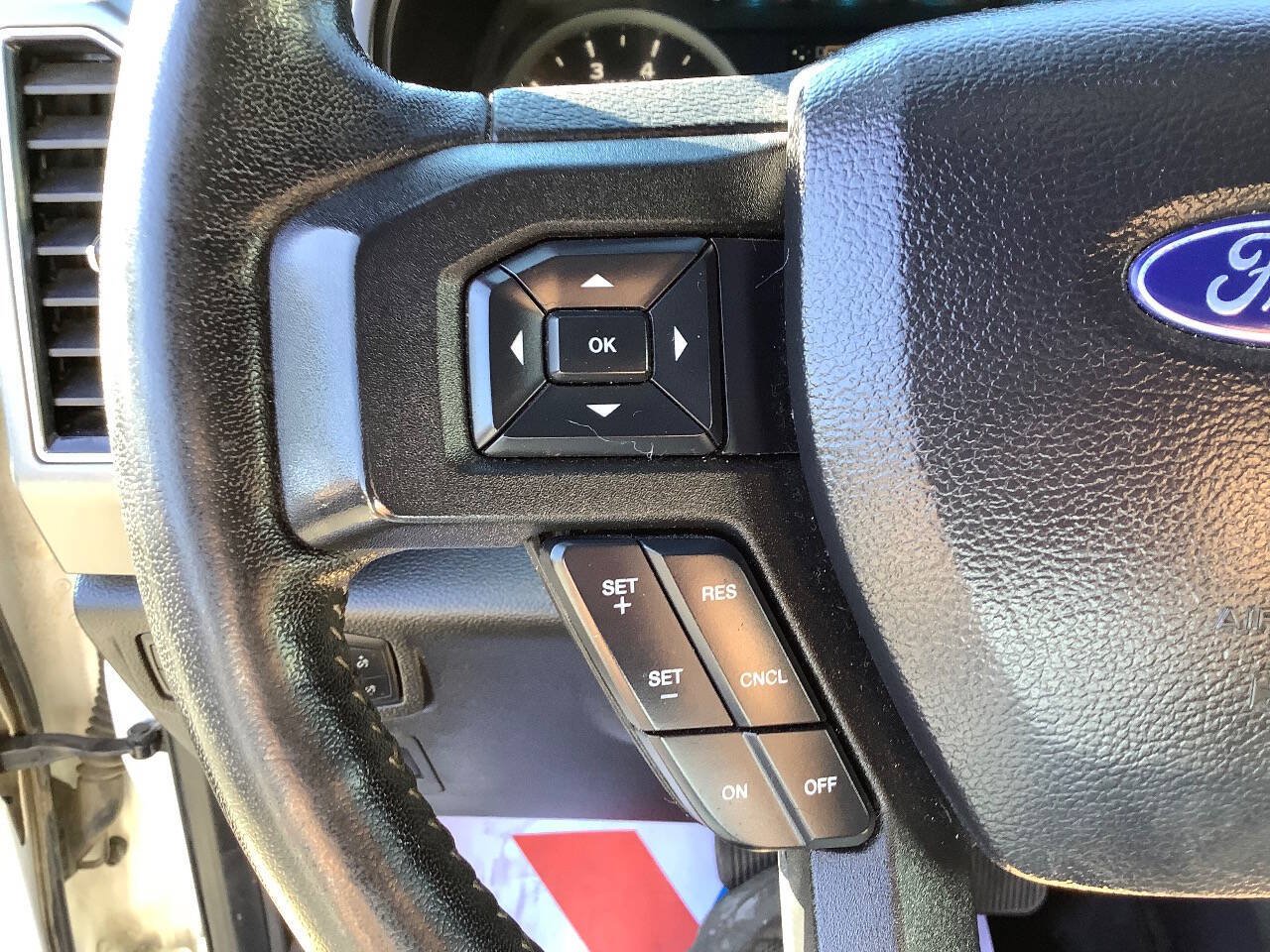 Used 2020 Ford F150 XLT w/ Equipment Group 302A Luxury AWD/4WD image 56