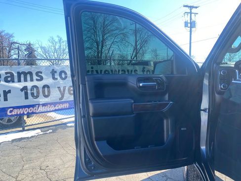 Used 2020 GMC Sierra 1500 SLT w/ SLT Convenience Package image 14